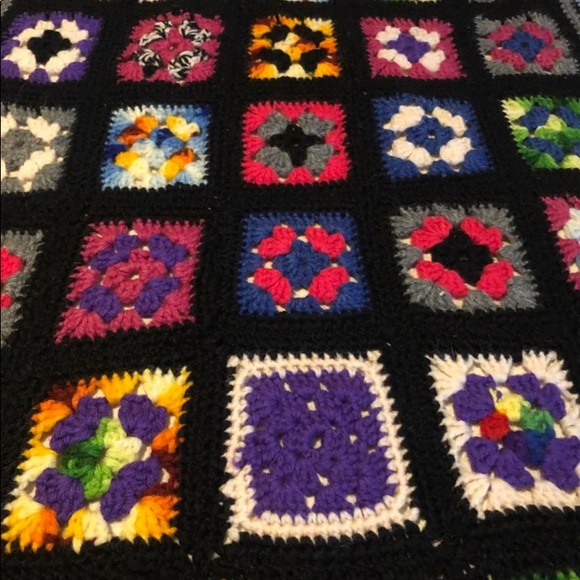 Vintage Granny Square Black Afghan Crochet Runner Bed Pillow Cover Topper 53x26 - Picture 5 of 7